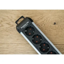 Brennenstuhl Premium-Alu-Line Steckdosenleiste 12-fach mit 2x 6-fach schaltbarer Steckdose