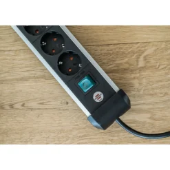 Brennenstuhl Premium-Alu-Line Steckdosenleiste 12-fach mit 2x 6-fach schaltbarer Steckdose