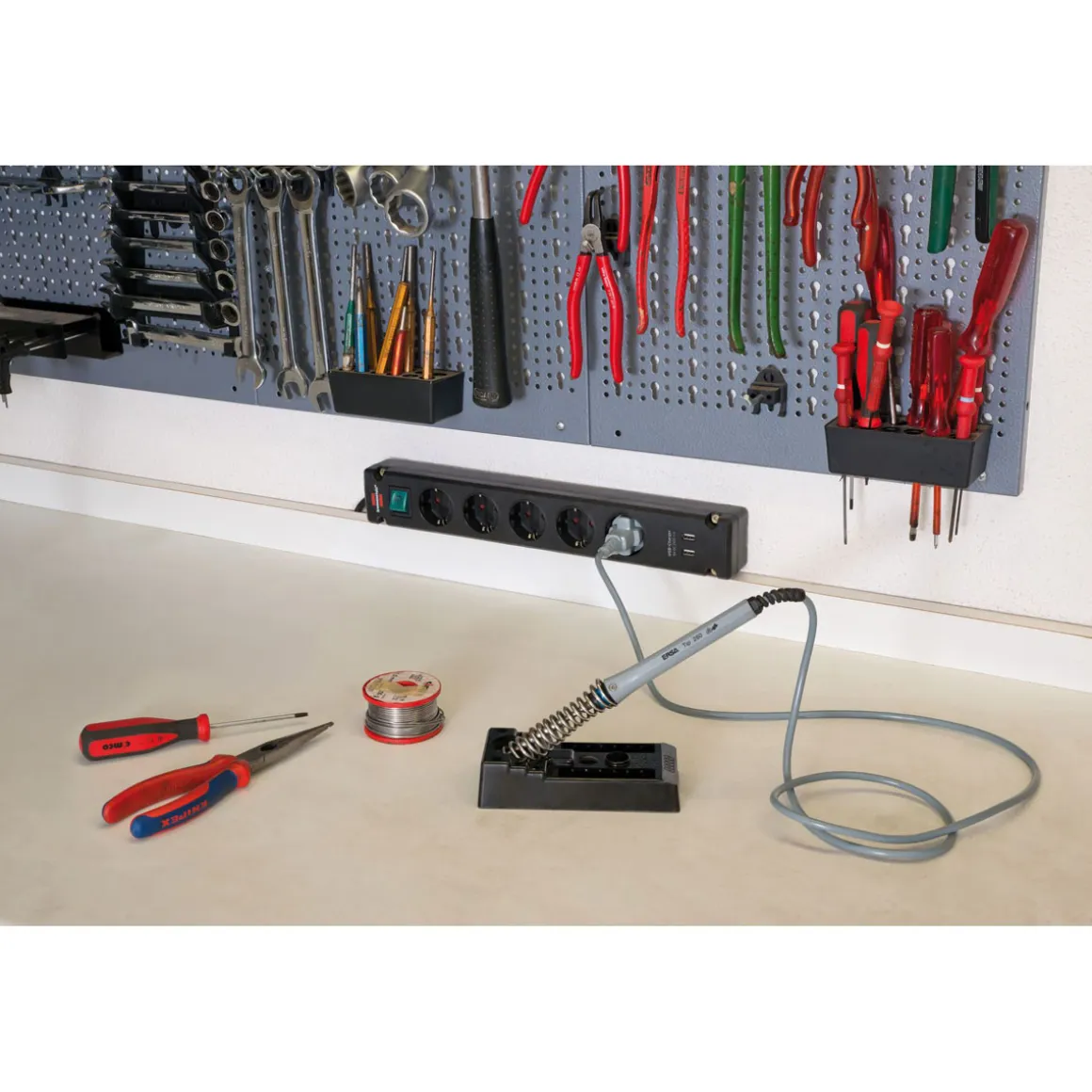 Brennenstuhl Steckdosenleiste Bremounta 5-fach mit USB