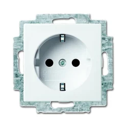 Busch-Jaeger SCHUKO-Steckdose Busch-balance SI Steckanschluss