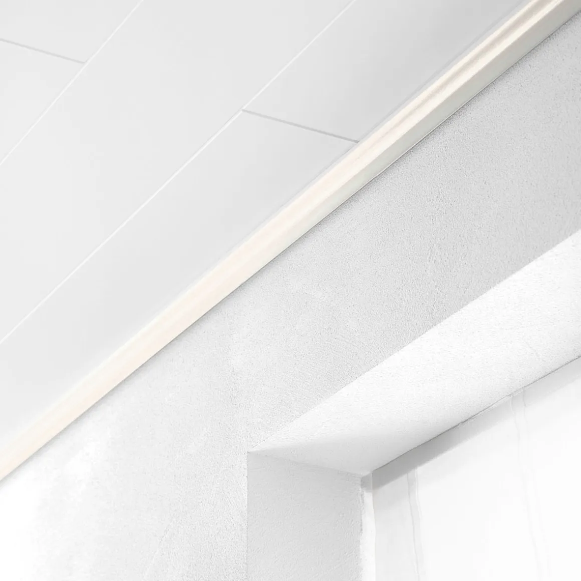 Deckenleiste Birnbaum 2,6 m