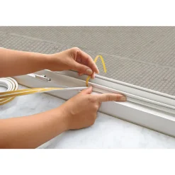 E-Profildichtung selbstklebend braun 10m 9x4 mm