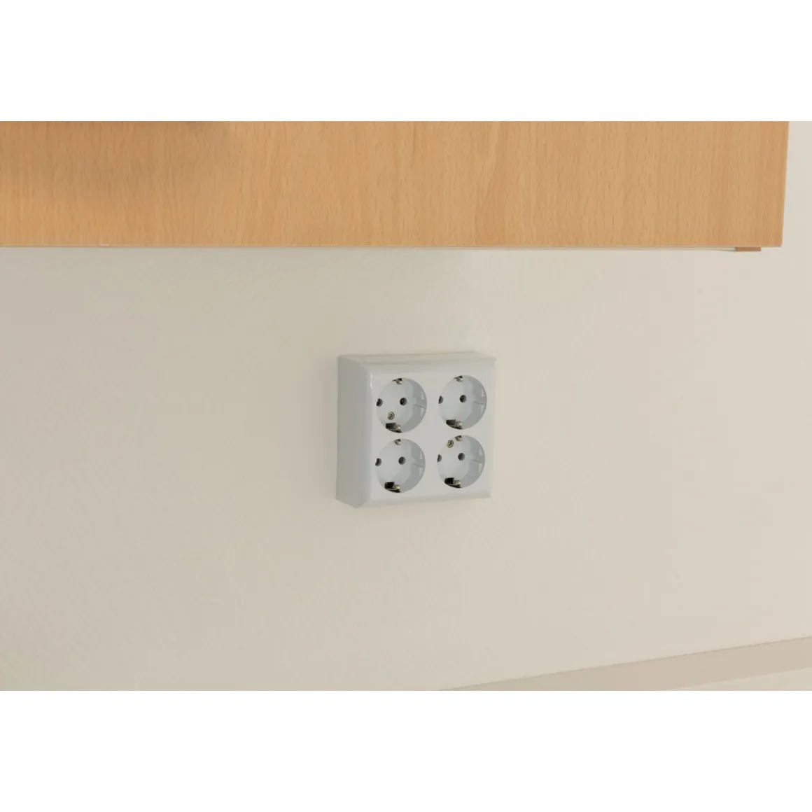 REV Ritter AP-Schalterprogramm PlanoLuxe weiß Steckdose 4-fach