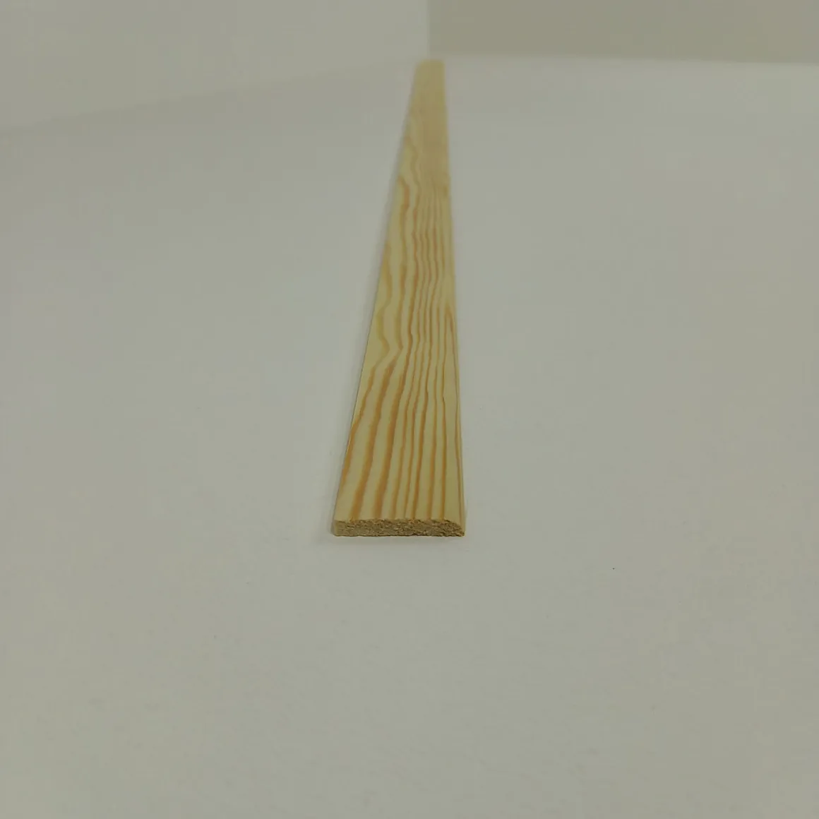 Sockelleiste Kiefer 5 x 30 x 1000 mm