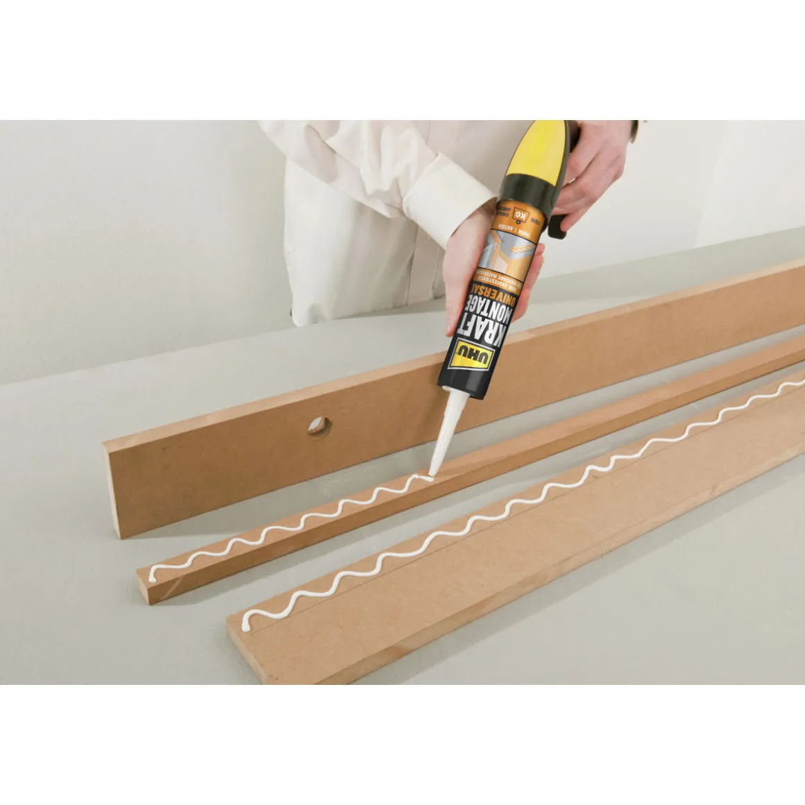 UHU  Montagekleber Kraft Universal 470 g